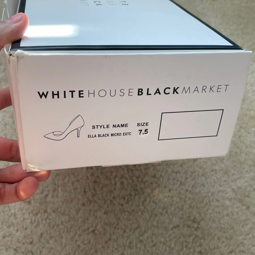 White House Black Market Black Dorsay Style Heels mismatched sizes L7.5 R7
